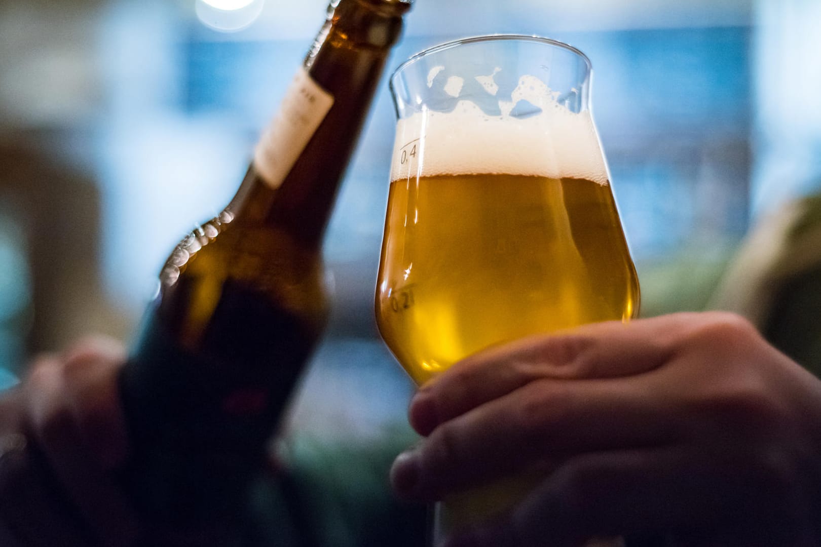 Bier hat viele Inhaltsstoffe. Einige stehen unter dem Verdacht, einen positiven Effekt auf die Gesundheit zu haben. Bier hat viele Inhaltsstoffe. Einige stehen unter dem Verdacht, einen positiven Effekt auf die Gesundheit zu haben.