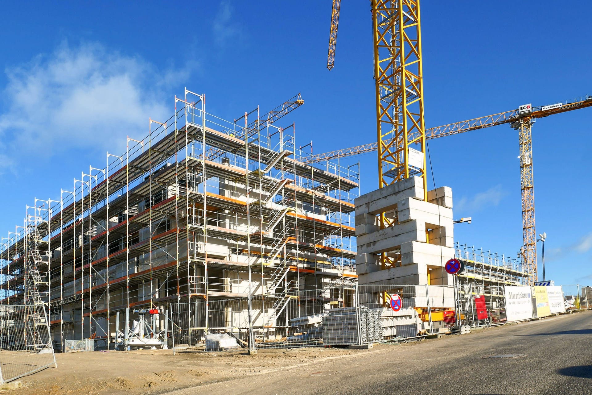 Wohnungsbau in Hannover-Kronsrode: Besonders stark fiel der Rückgang bei Einfamilienhäusern aus. Wohnungsbau in Hannover-Kronsrode: Besonders stark fiel der Rückgang bei Einfamilienhäusern aus.