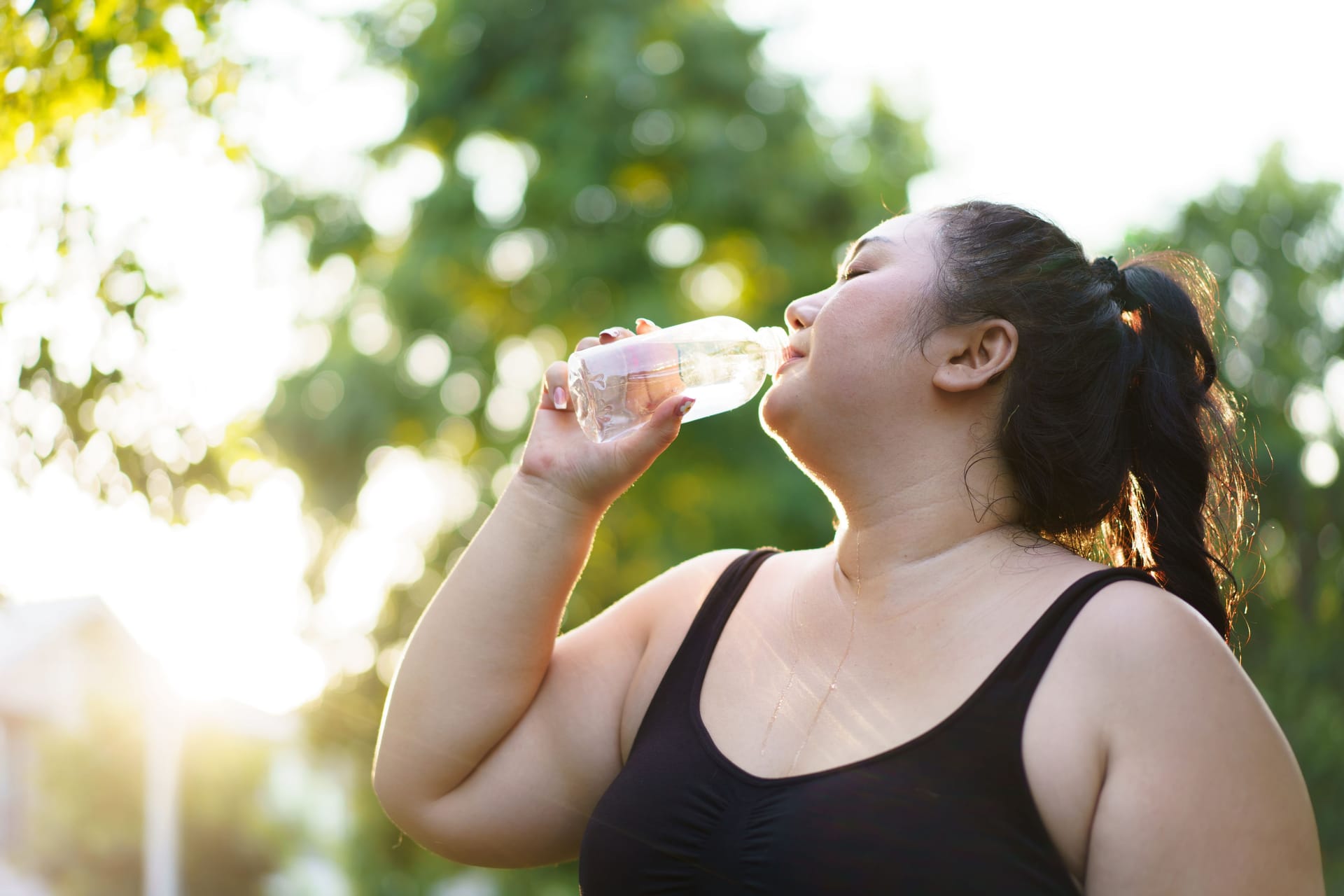 Apfelessig: Mit Wasser verdünnt, soll es beim Abnehmen helfen. Apfelessig: Mit Wasser verdünnt, soll es beim Abnehmen helfen.