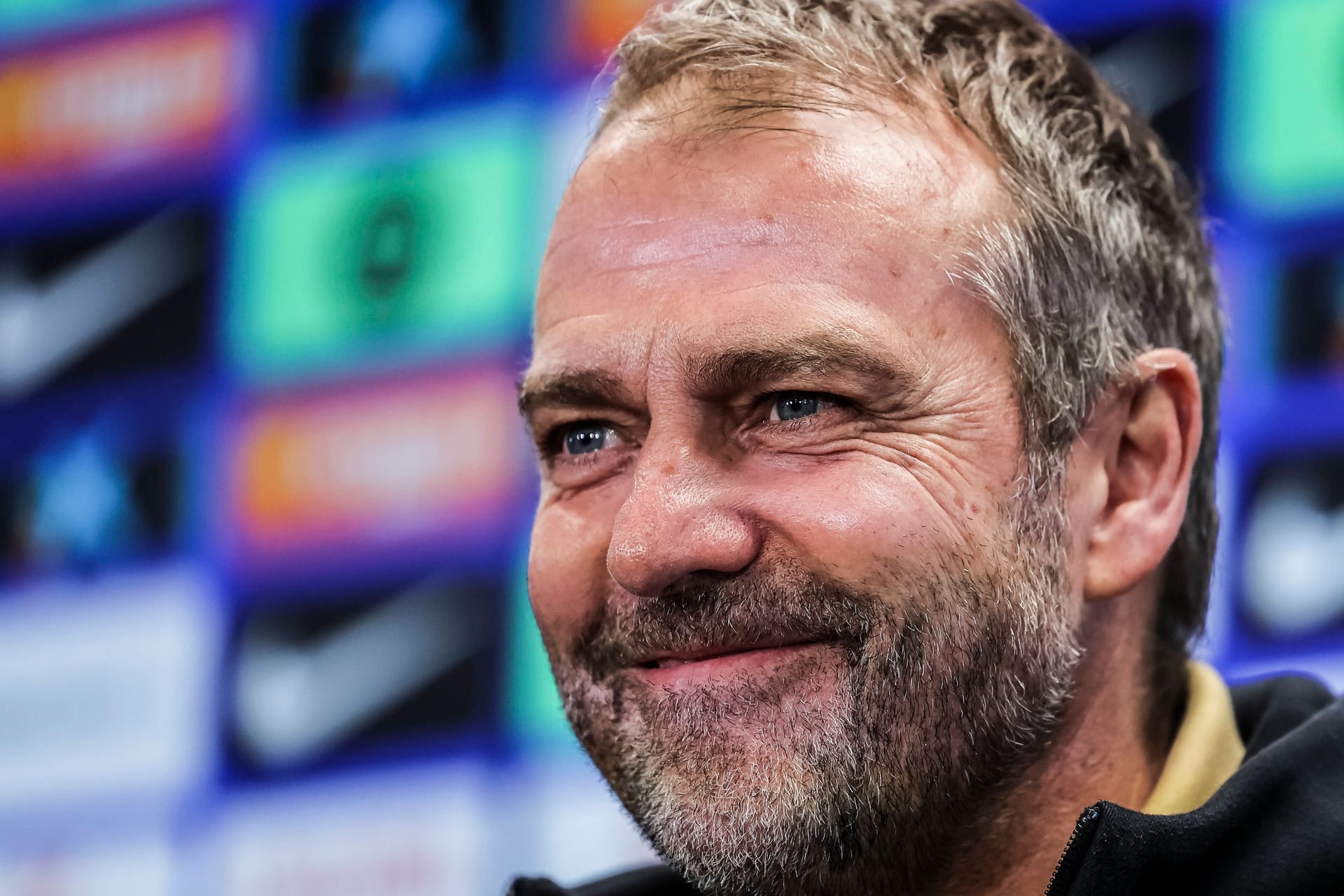 Hansi Flick: Der Ex-Bundestrainer ist seit Sommer beim FC Barcelona im Amt. Hansi Flick: Der Ex-Bundestrainer ist seit Sommer beim FC Barcelona im Amt.
